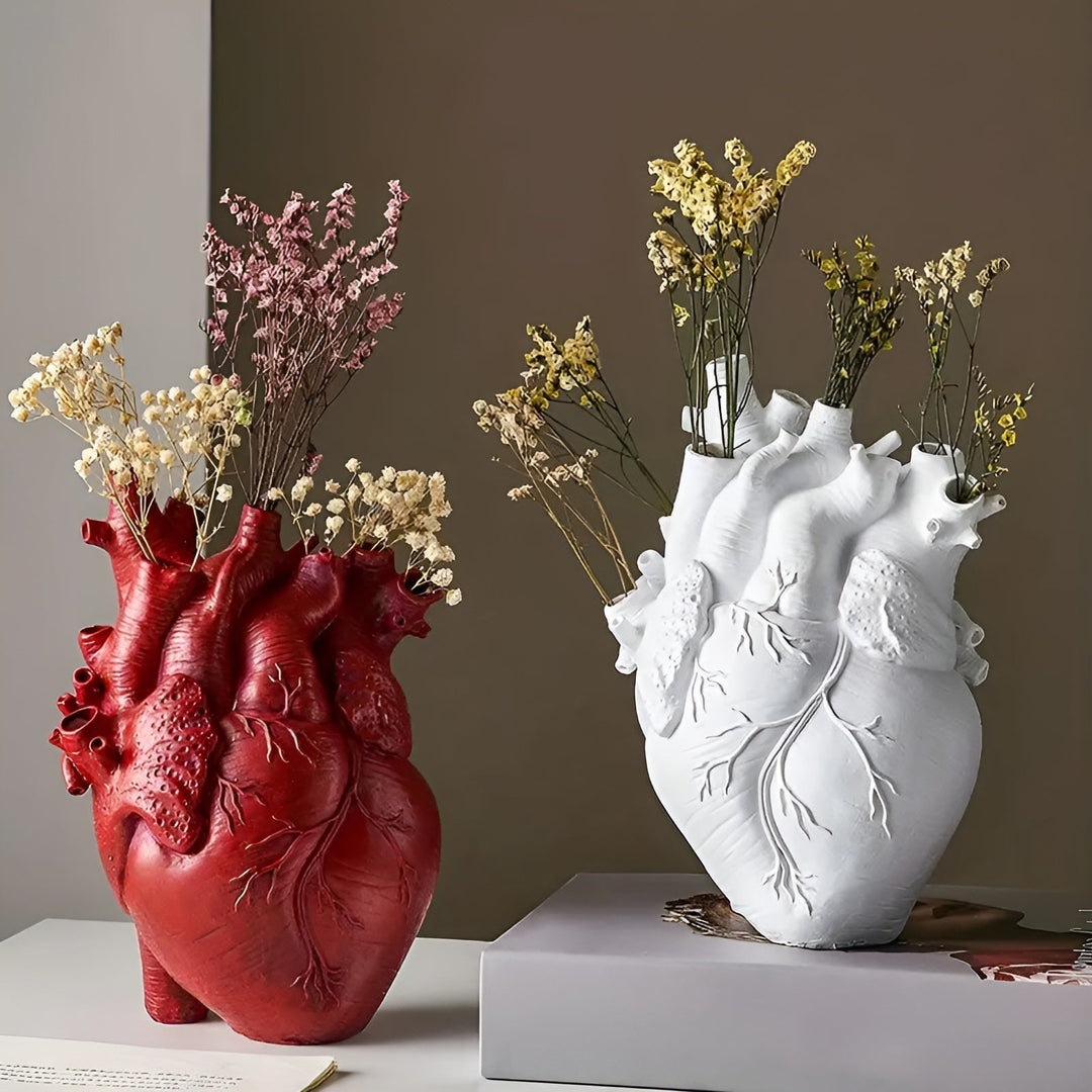 Bamboo &amp; Wood Lively Heart-Shaped Vase